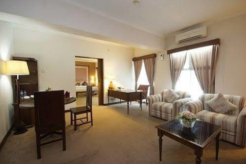 Bahari Inn Tegal Exterior photo