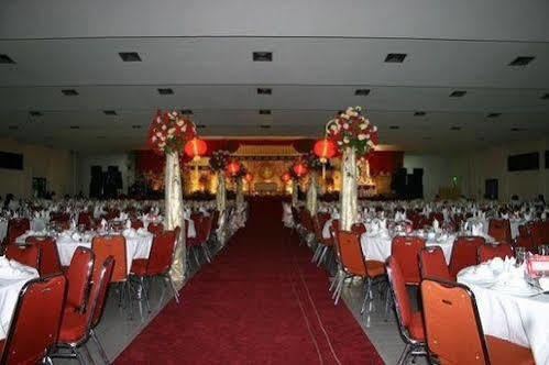 Bahari Inn Tegal Exterior photo